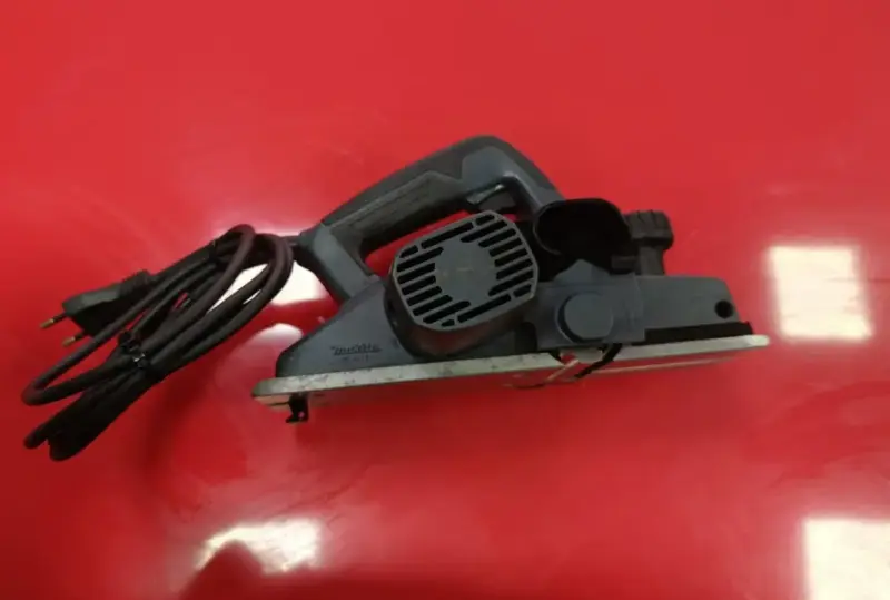 Cepillo eléctrico SSP MAKITA (reacondicionado) - 2