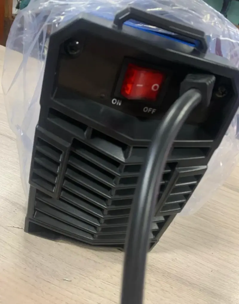 Soldadora Alpha Pro con discos de corte - 2