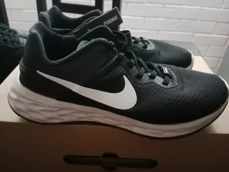 Zapatillas flyase Nike originales - 1