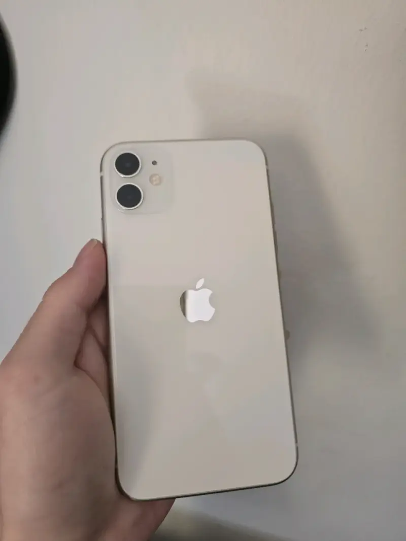 iPhone 11 blanco - 1