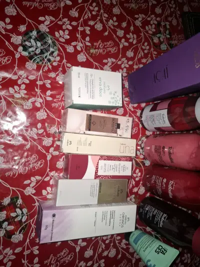 Lote de productos Natura y Avon variados - miniatura 2