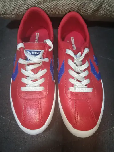 Zapatillas deportivas rojas Converse - miniatura 2