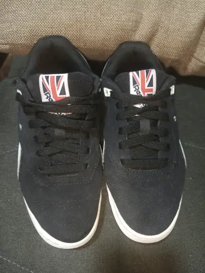 Zapatillas deportivas negras Reebok clásicas - miniatura 2