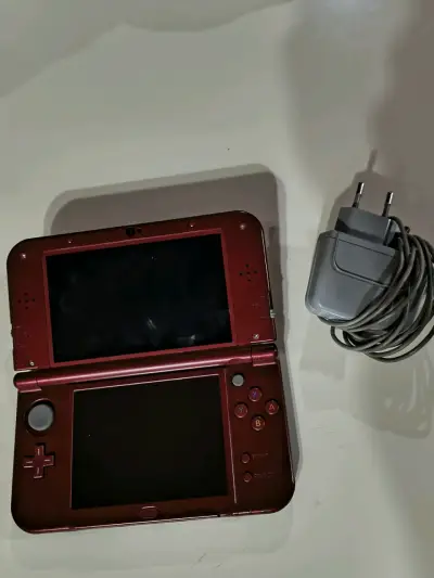 Consola portátil New 3DS XL con magia (liberada) - miniatura 2