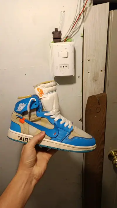 Jordan x Off-white UNC - miniatura 1