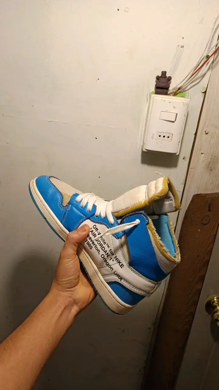 Jordan x Off-white UNC - 2