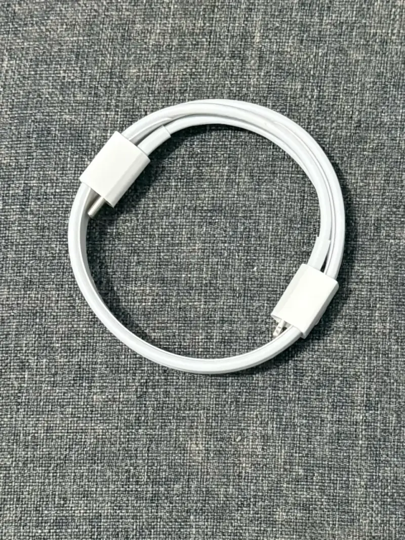 Cable original Apple USB-C salida lightning 1mt.