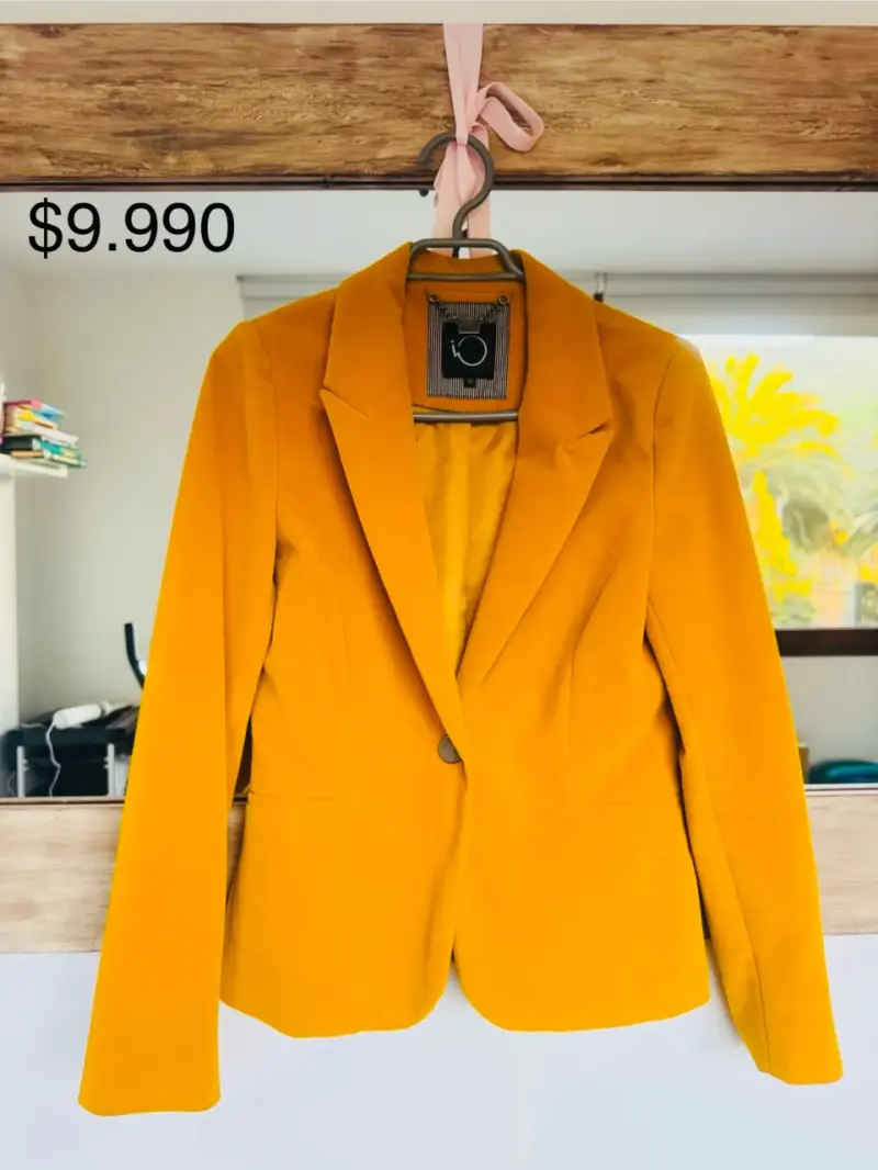 Chaqueta amarillo marca IO talla 38 - 3