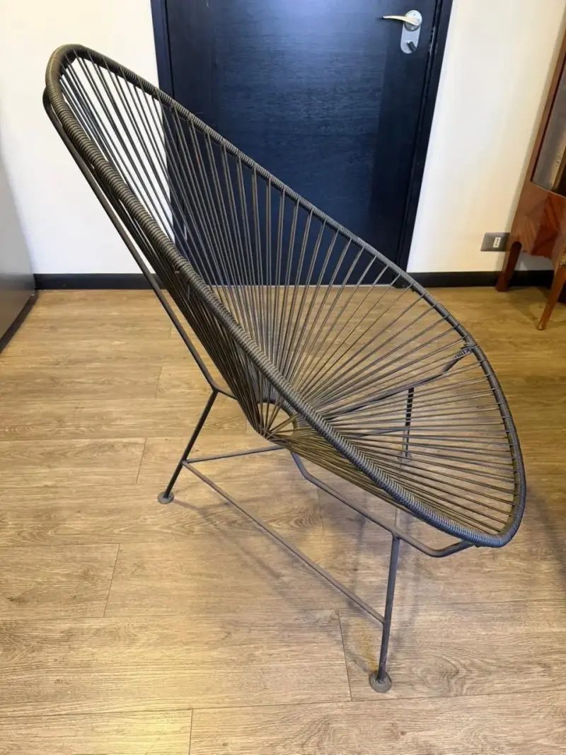 Silla Acapulco de metal negra moderna - 1