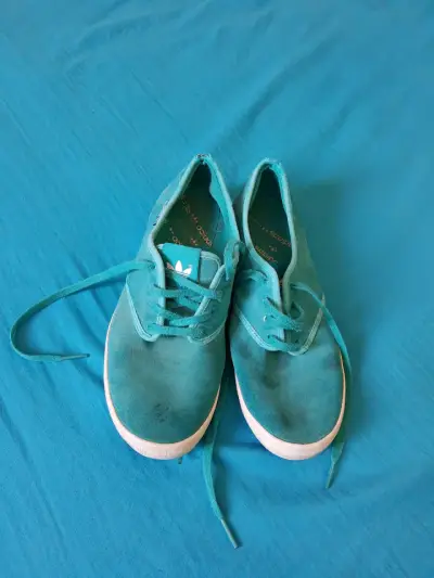 Zapatillas Adidas - miniatura 1