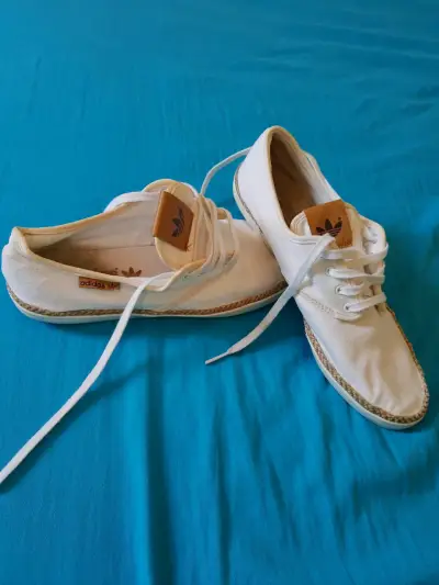Zapatillas Adidas - miniatura 3