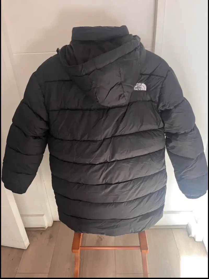 Parka negra The North Face acolchada mujer - 2