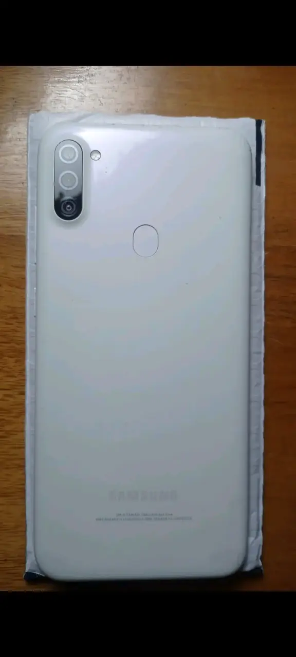 Samsung Galaxy A11 blanco en buen estado - 1