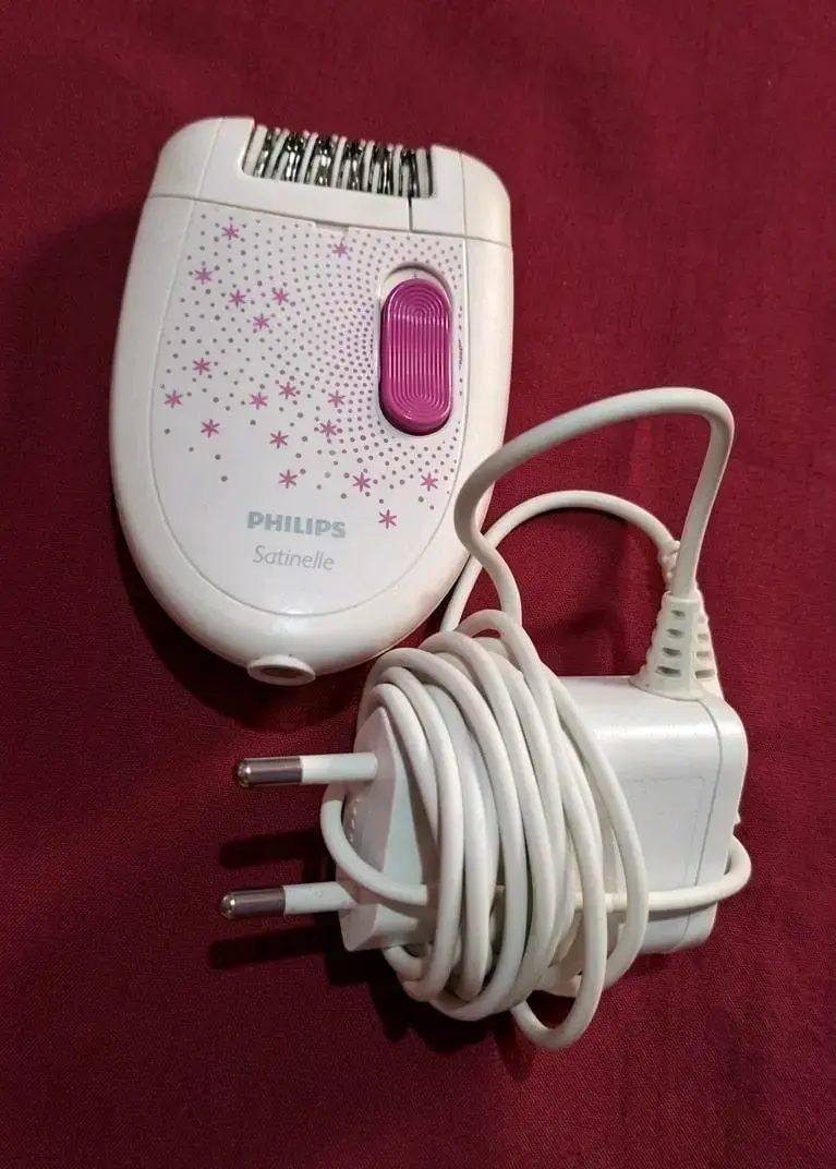 Depiladora Philips Satinelle eléctrica.