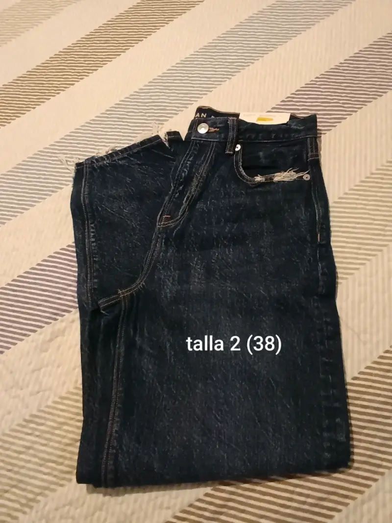 Jeans oscuros talla 38 para mujer