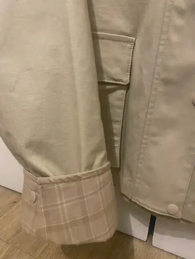 Chaqueta beige con cuello de cotelé UNIQLO - miniatura 3
