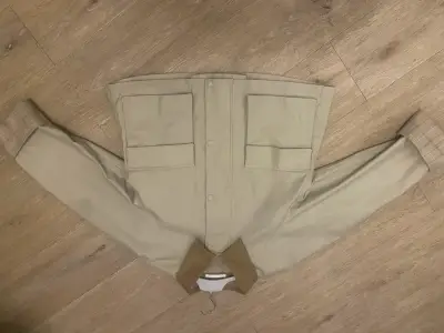 Chaqueta beige con cuello de cotelé UNIQLO - miniatura 4