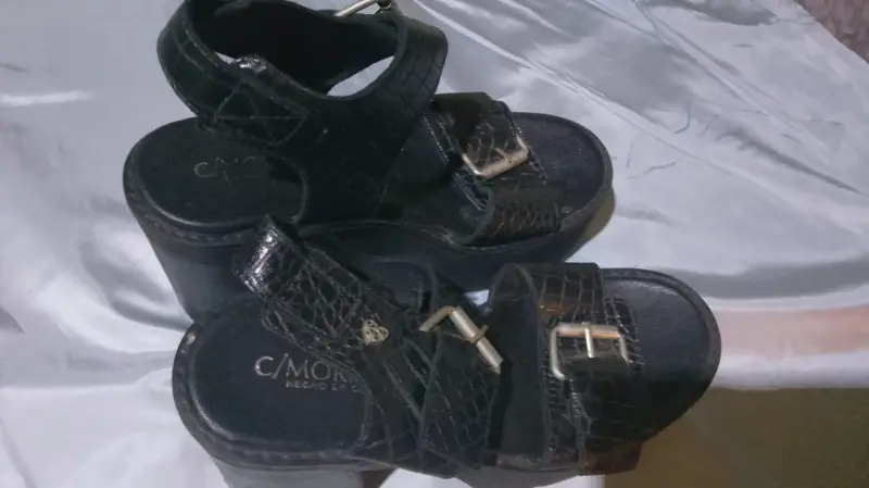 Sandalias negras de plataforma C/MORE - 1