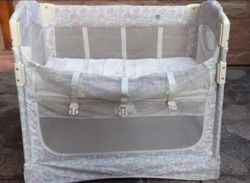 Cuna corral portátil para bebé - 1