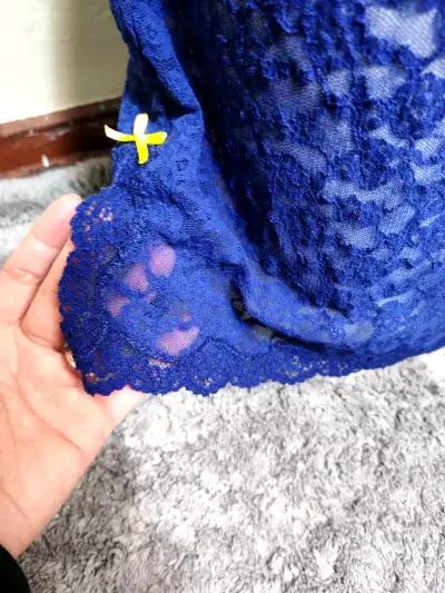 Camisón de encaje azul para mujer - miniatura 4