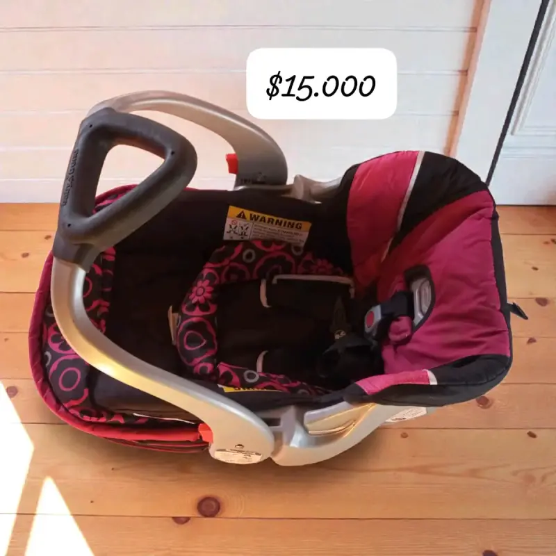 Silla de auto para bebé floral