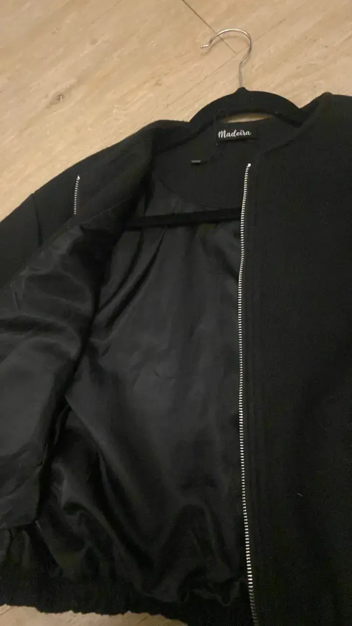 Chaqueta bomber negra - 4