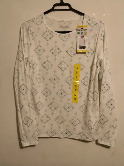 Polera manga larga con diseño geométrico - miniatura 3