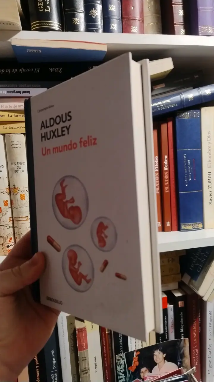 'Un mundo feliz' de Aldous Huxley, tapa dura - 2