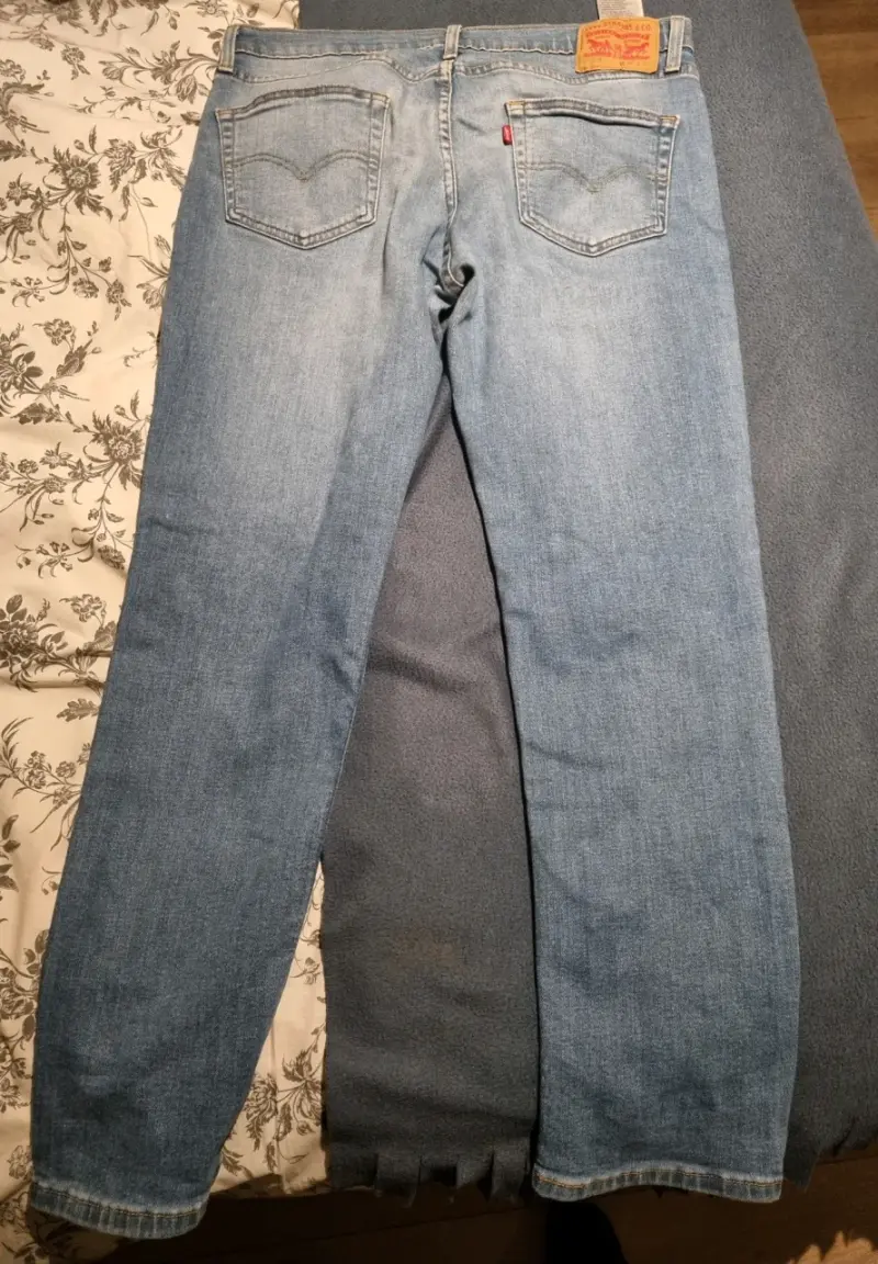 Jeans Levi's 511 34-30 sin detalles - 3