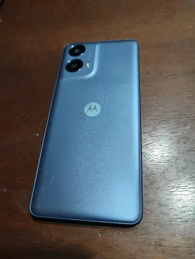 Smartphone Motorola g24 power azul en buen estado - miniatura 1