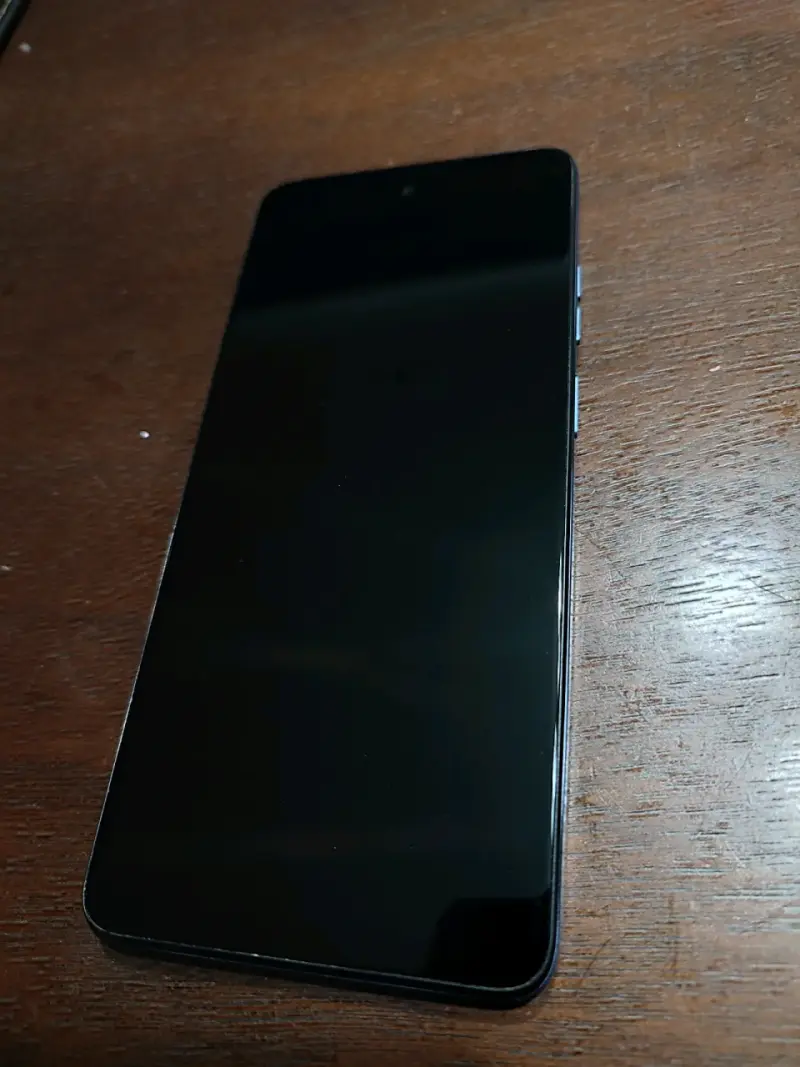 Smartphone Motorola g24 power azul en buen estado - 2