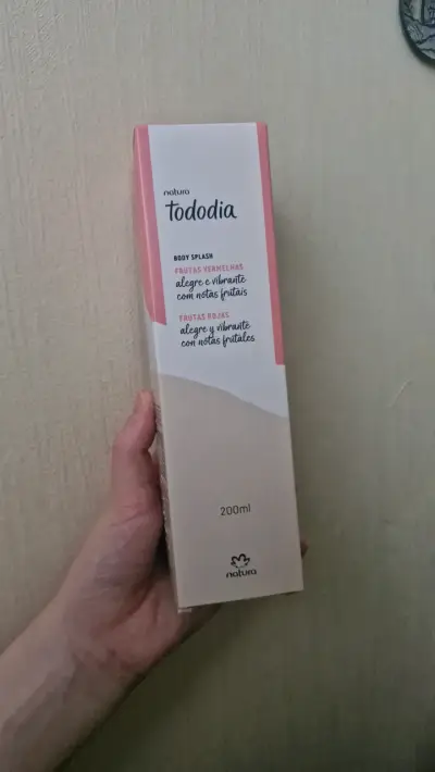 Body Splash Natura Tododia Frutas Rojas 200ml - miniatura 2