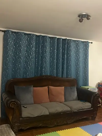 Sillón antiguo - miniatura 2