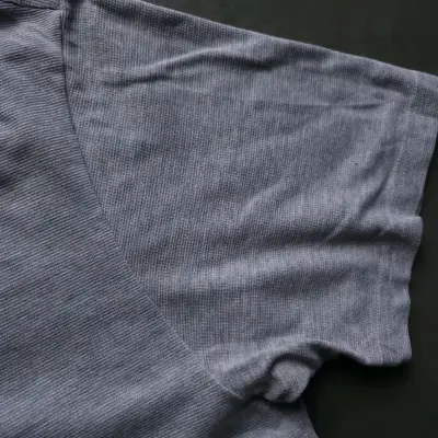 Polera Lacoste gris para hombre - miniatura 5