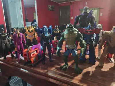 Figuras de accion - miniatura 1