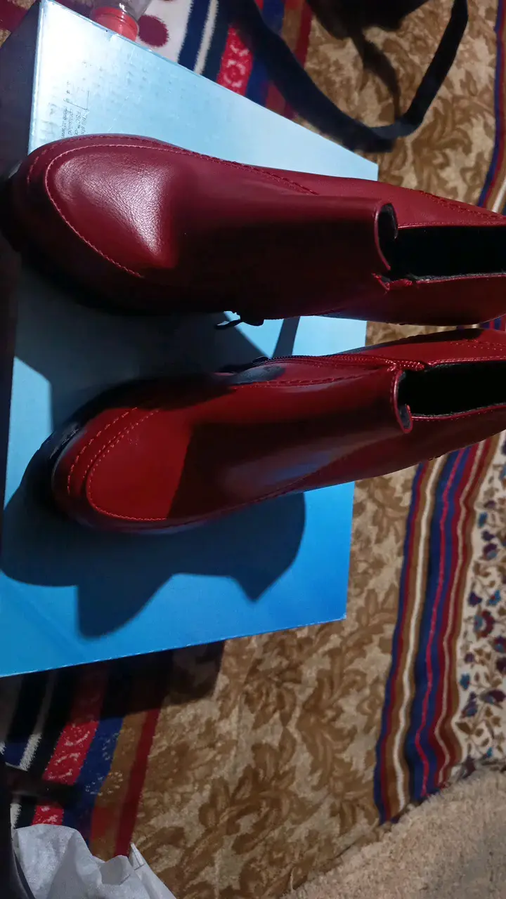 Botines rojos de tacón alto elegantes - 3