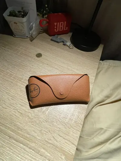 Gafas de sol Ray-Ban negras con estuche - miniatura 2