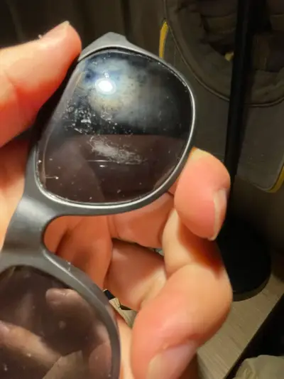 Gafas de sol Ray-Ban negras con estuche - miniatura 3