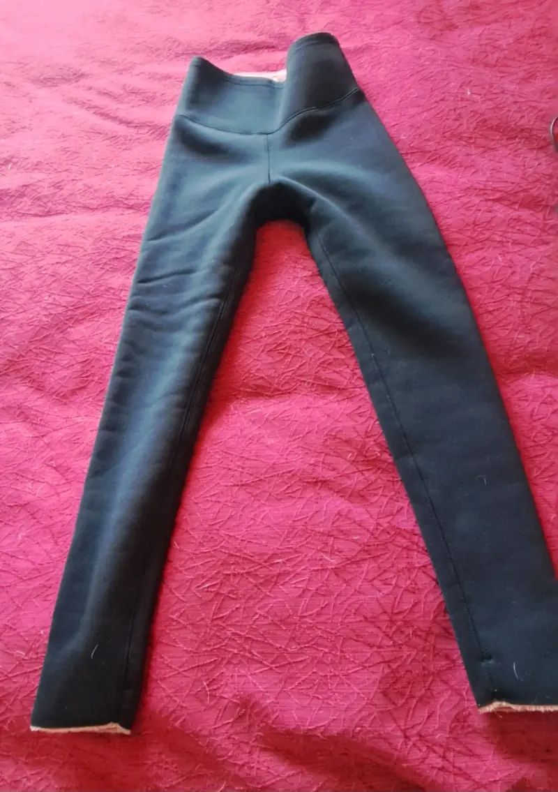 Leggings negros de mujer cómodos - 1