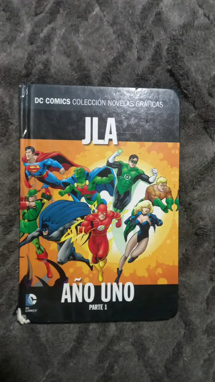 Novela gráfica JLA Año Uno Parte 1 DC Comics - 1