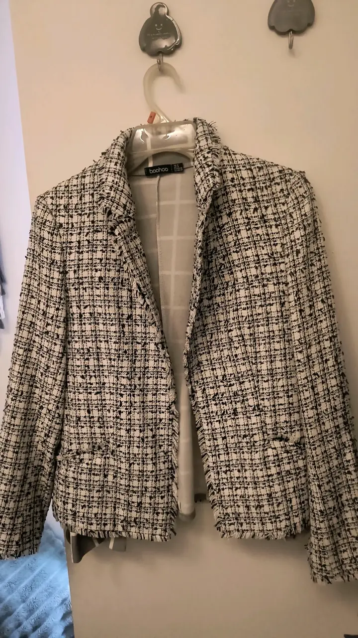 Chaqueta acolchada negra con forro térmico - 3