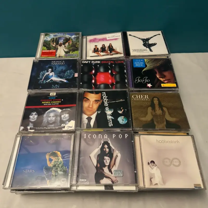 Colección de CDs de música variada - 4