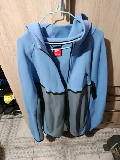 Polerón Nike tech azul con capucha - miniatura 1