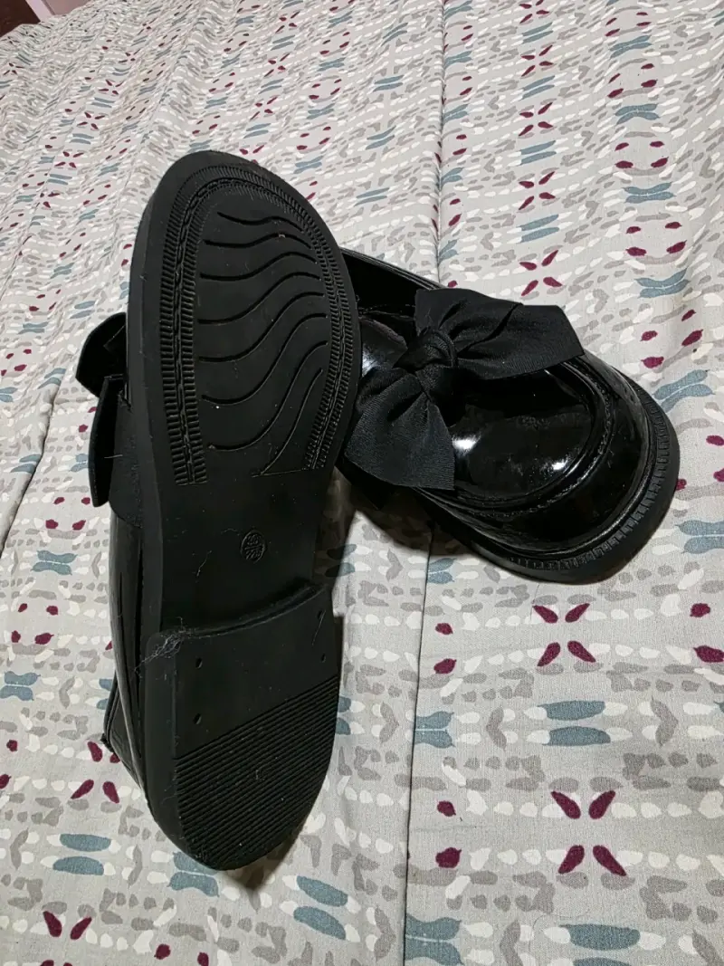 Zapatos negros con lazo para mujer - 2