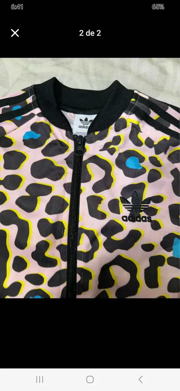 Chaqueta Adidas estampado animal print - 2