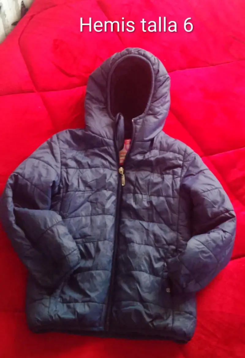 Chaqueta acolchada morada para niña T.4 - 6