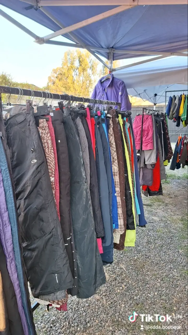 Chaquetas y pantalones de invierno variados de ski - 1