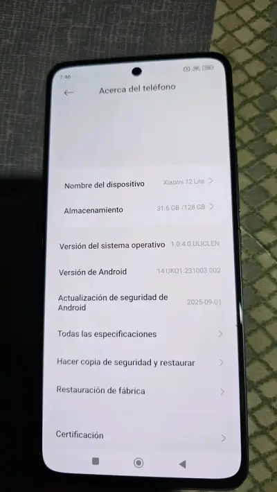 Smartphone Xiaomi12 lite con pantalla AMOLED - miniatura 2