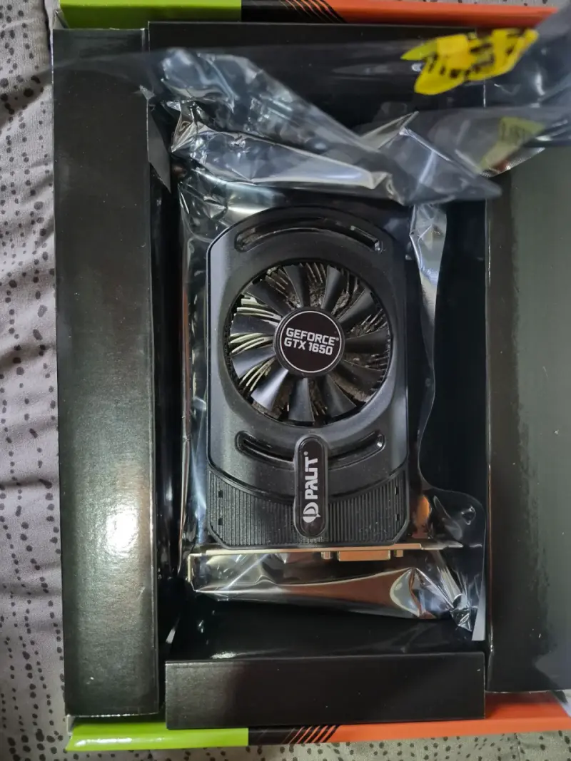 Tarjeta gráfica Palit GeForce GTX 1650 - 2