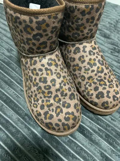 Botas de invierno con estampado de leopardo - miniatura 1